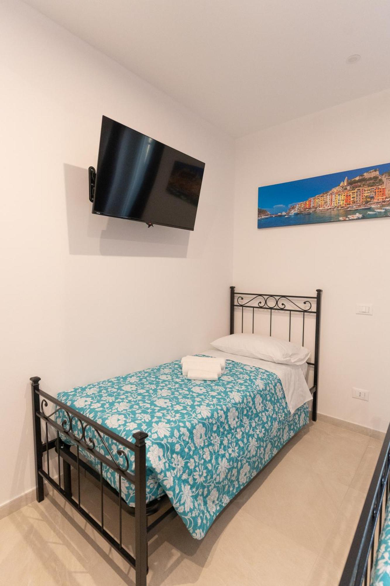 Adam Eric Bed & Breakfast ลาสเปเซีย ภายนอก รูปภาพ