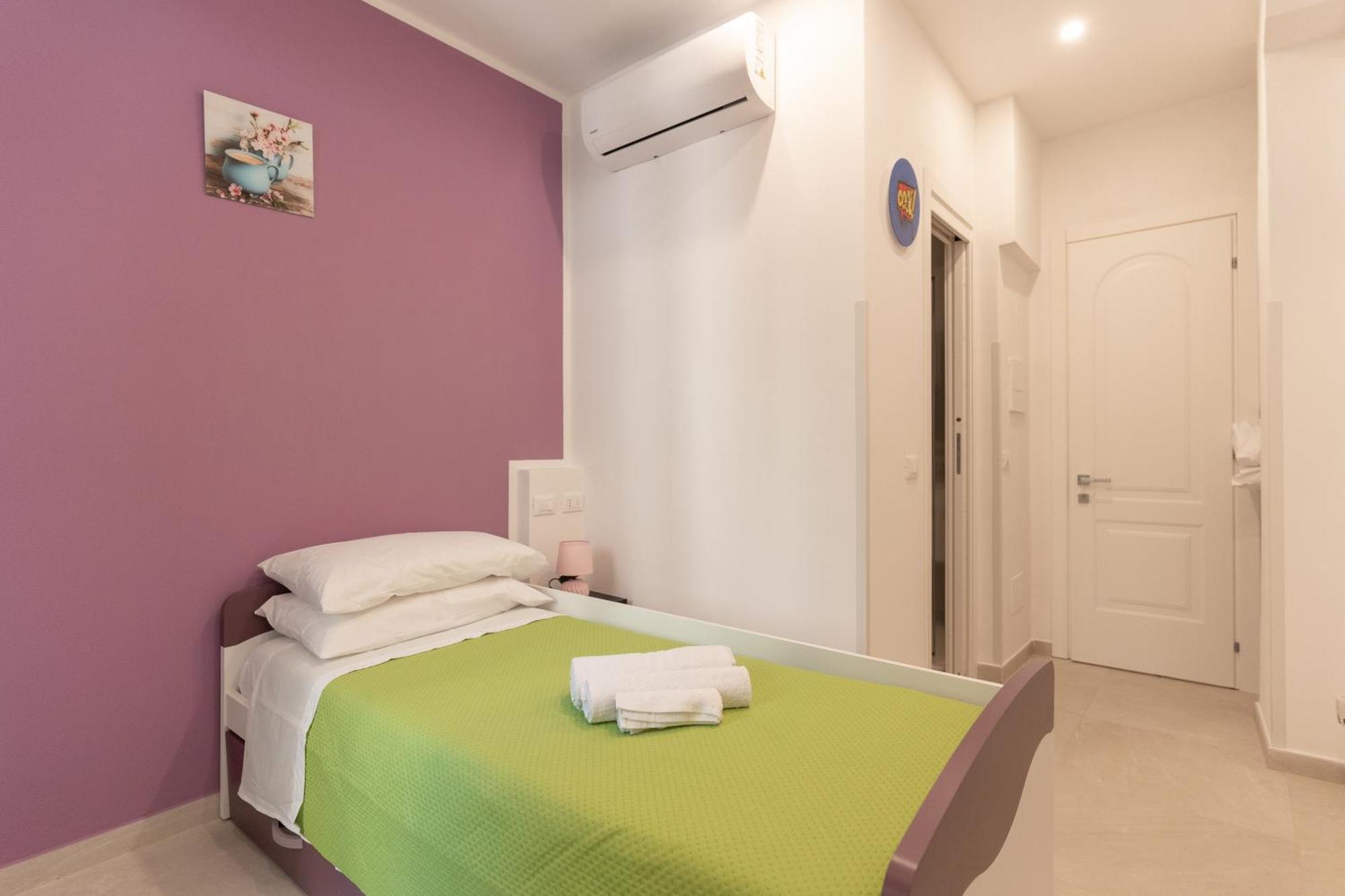 Adam Eric Bed & Breakfast ลาสเปเซีย ภายนอก รูปภาพ